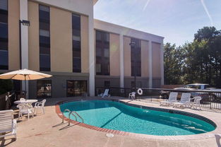 hampton inn hot springs ar,Accommodations