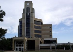 jcpenney fayetteville ar,Store Location and Accessibility