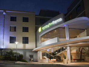 holiday inn blytheville ar,Location and Accessibility