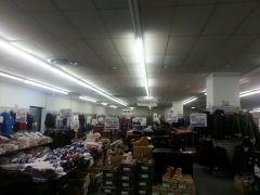 designer shoe warehouse little rock ar,Location and Accessibility