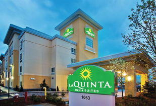 la quinta inn & suites russellville russellville ar,Location and Accessibility