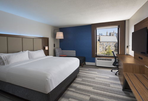 holiday inn express bentonville ar,Amenities and Services